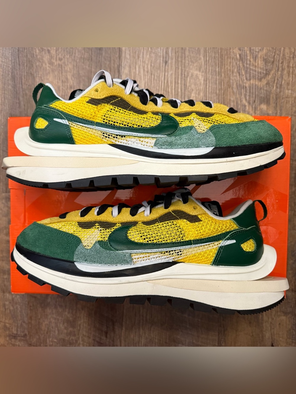 Sacai x Nike VaporWaffle Tour Yellow Green Men’s Size 11 Sneakers Shoes